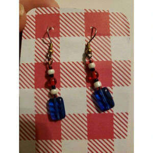 "Xmas Cheer" Handmade Dangle Earrings